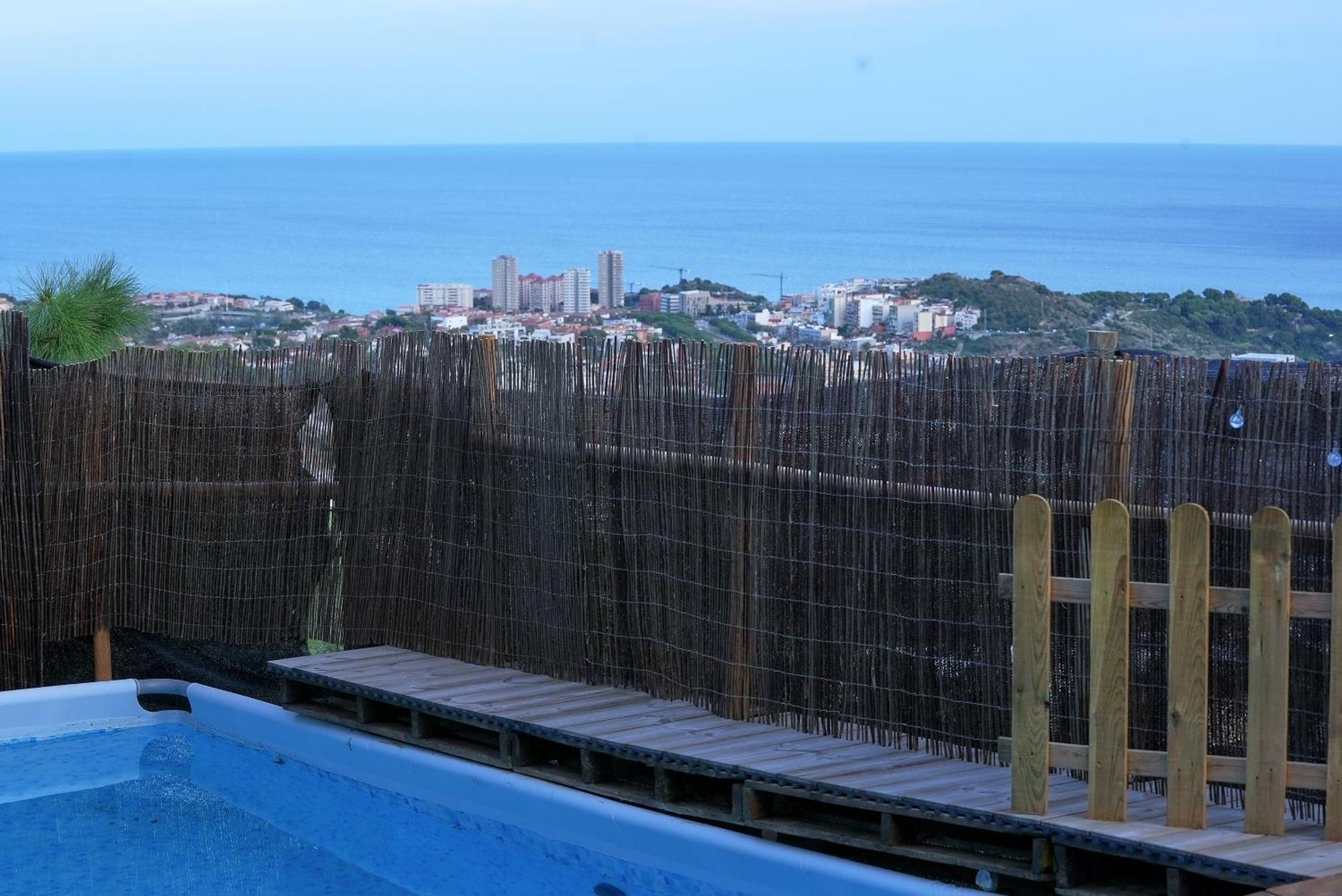 Aaa View Private Terrace Outdoor Heated Hot Tub Family Fun Villa Badalona Eksteriør billede