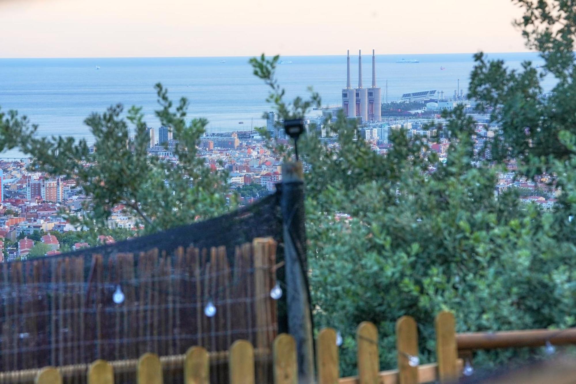 Aaa View Private Terrace Outdoor Heated Hot Tub Family Fun Villa Badalona Eksteriør billede